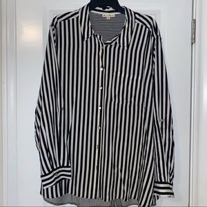 Striped black and white button up size 2X